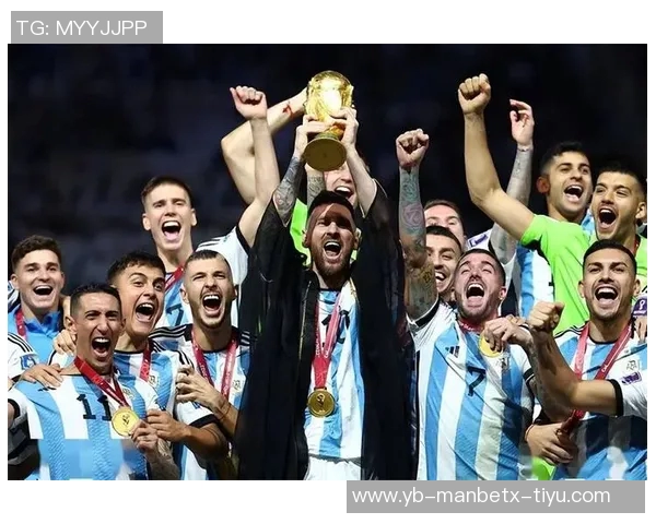 德保罗与梅西亲密合影庆祝晋级期待更辉煌的未来